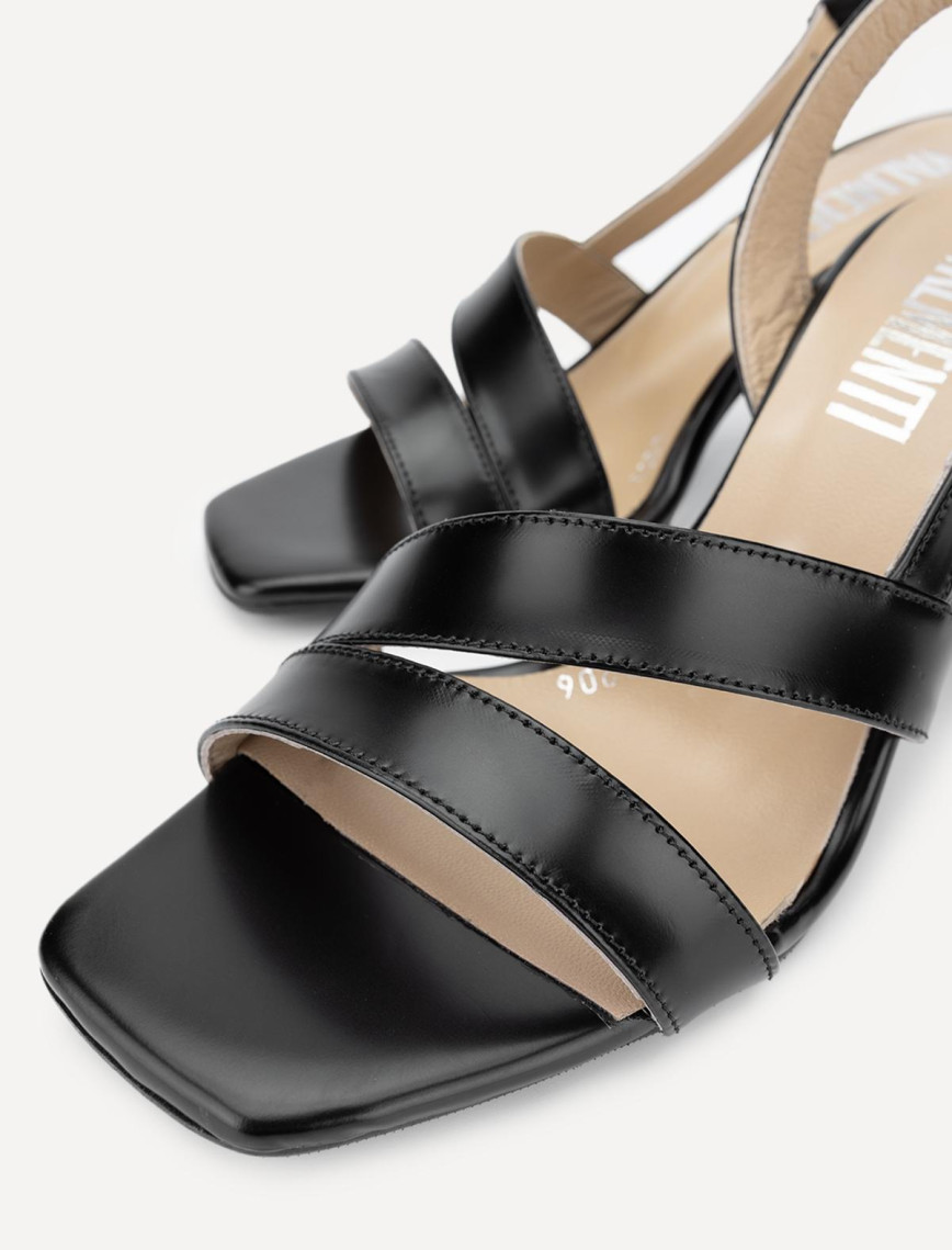 Valmenti Zayna Kadın Siyah Açma Hakiki Deri Sandalet Valmenti Zayna Kadın Siyah Açma Hakiki Deri Sandalet