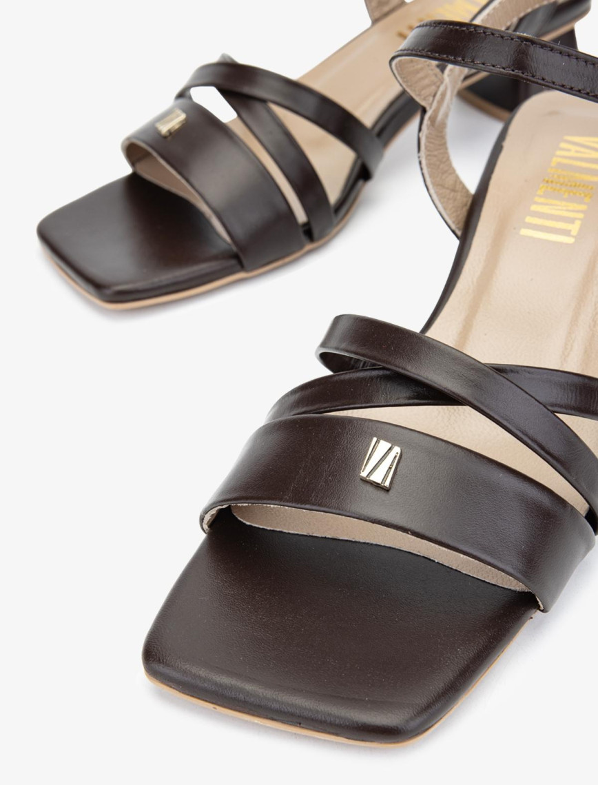 Valmenti Kadın Kahverengi Hakiki Deri Sandalet Valmenti Kadın Kahverengi Hakiki Deri Sandalet