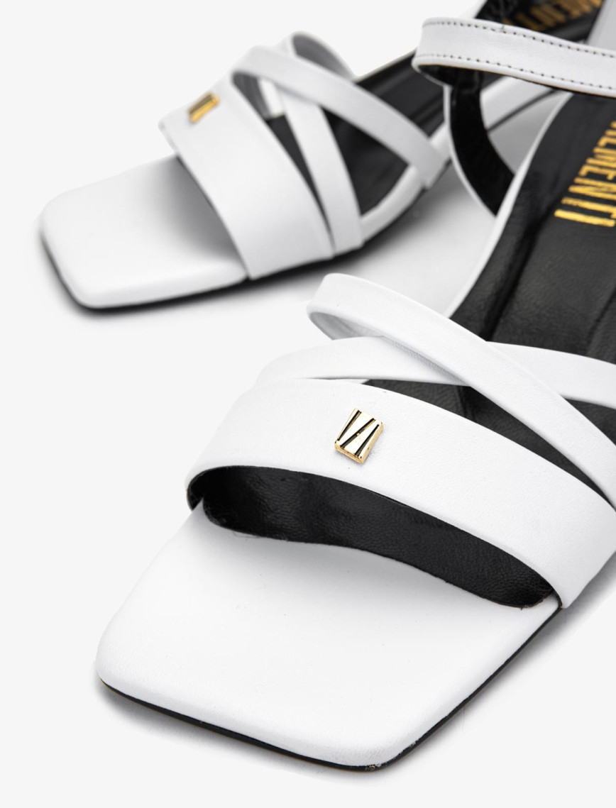 Valmenti Kadın Beyaz Hakiki Deri Sandalet Valmenti Kadın Beyaz Hakiki Deri Sandalet