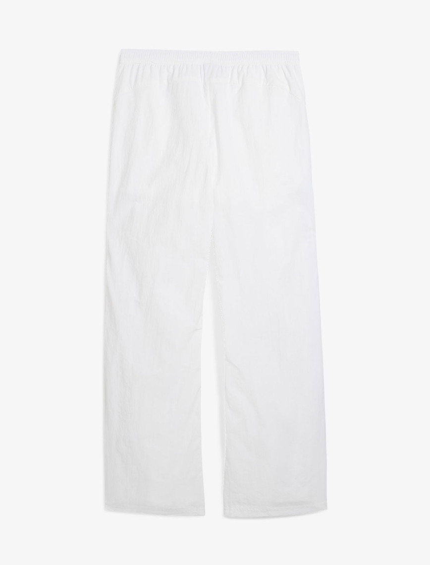 Puma Dare To Relaxed Dokuma Fermuarlı Kadın Beyaz Eşofman Altı Puma Dare To Relaxed Dokuma Fermuarlı Kadın Beyaz Eşofman Altı