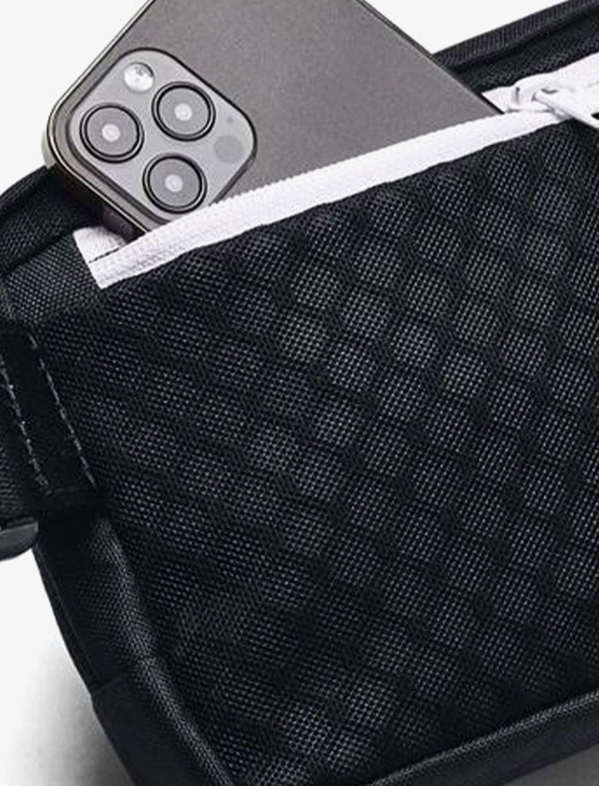 Under Armour Loudon Waist Bag Xbody Unisex Siyah Bel Çantası Under Armour Loudon Waist Bag Xbody Unisex Siyah Bel Çantası