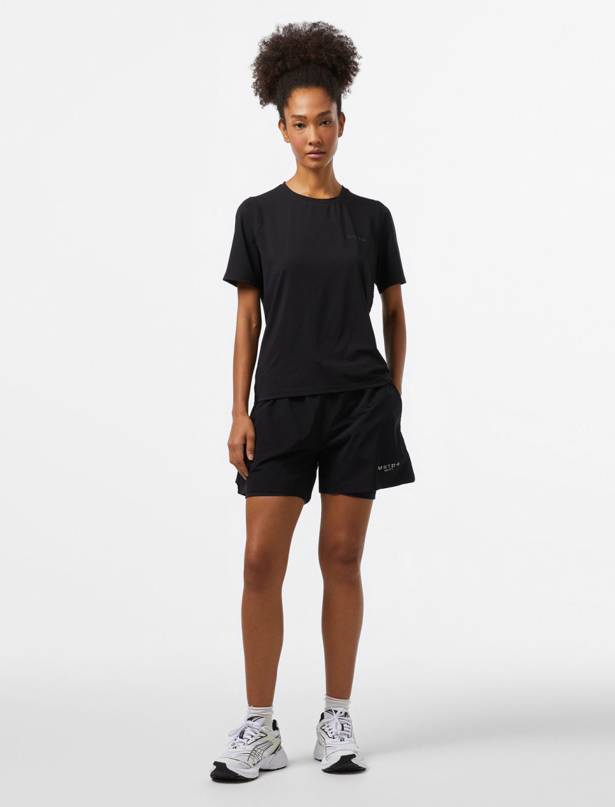 UNITED4 Sport Kadın Siyah Antrenman Şortu UNITED4 Sport Kadın Siyah Antrenman Şortu