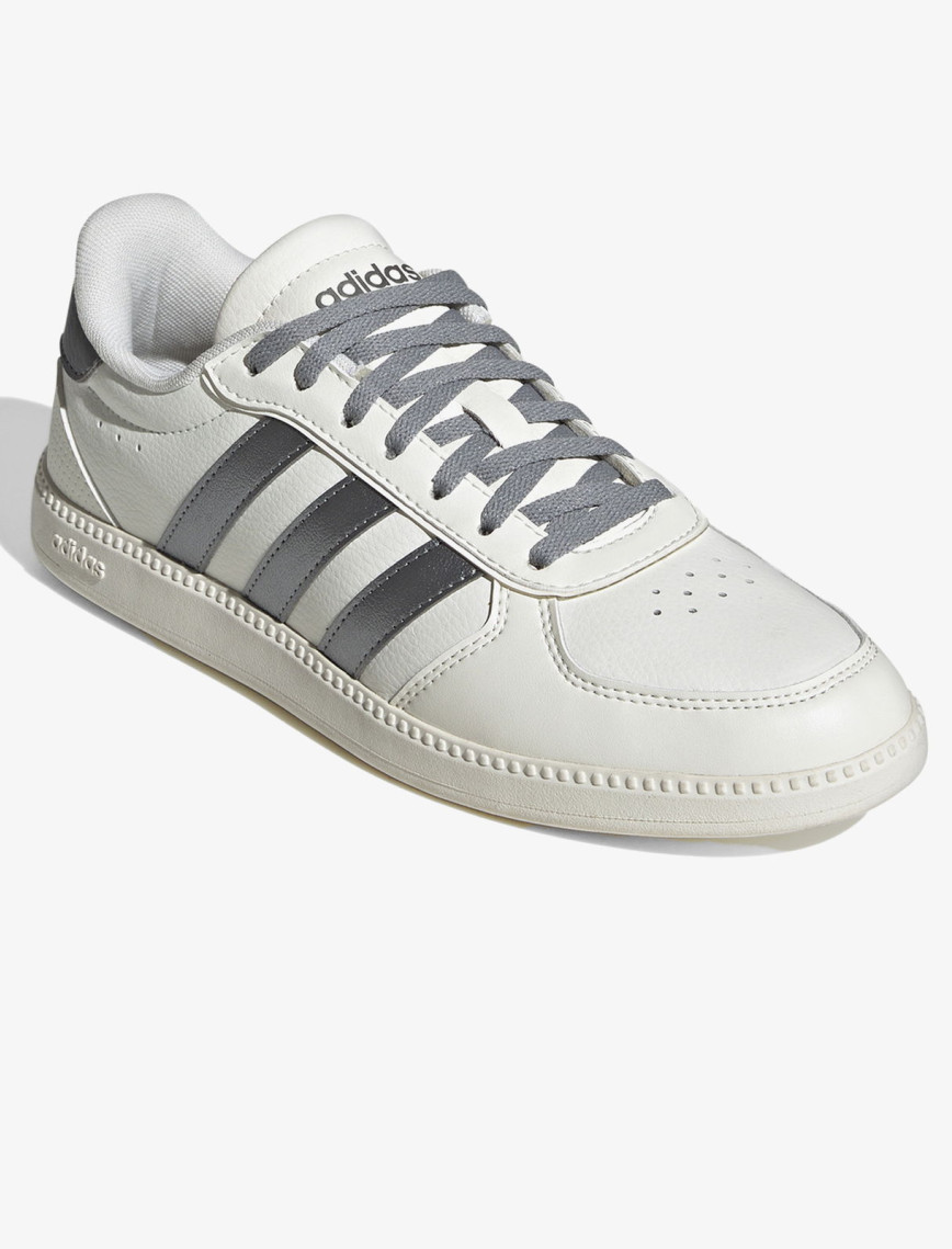 adidas Breaknet Sleek Kadın Beyaz Spor Ayakkabı adidas Breaknet Sleek Kadın Beyaz Spor Ayakkabı