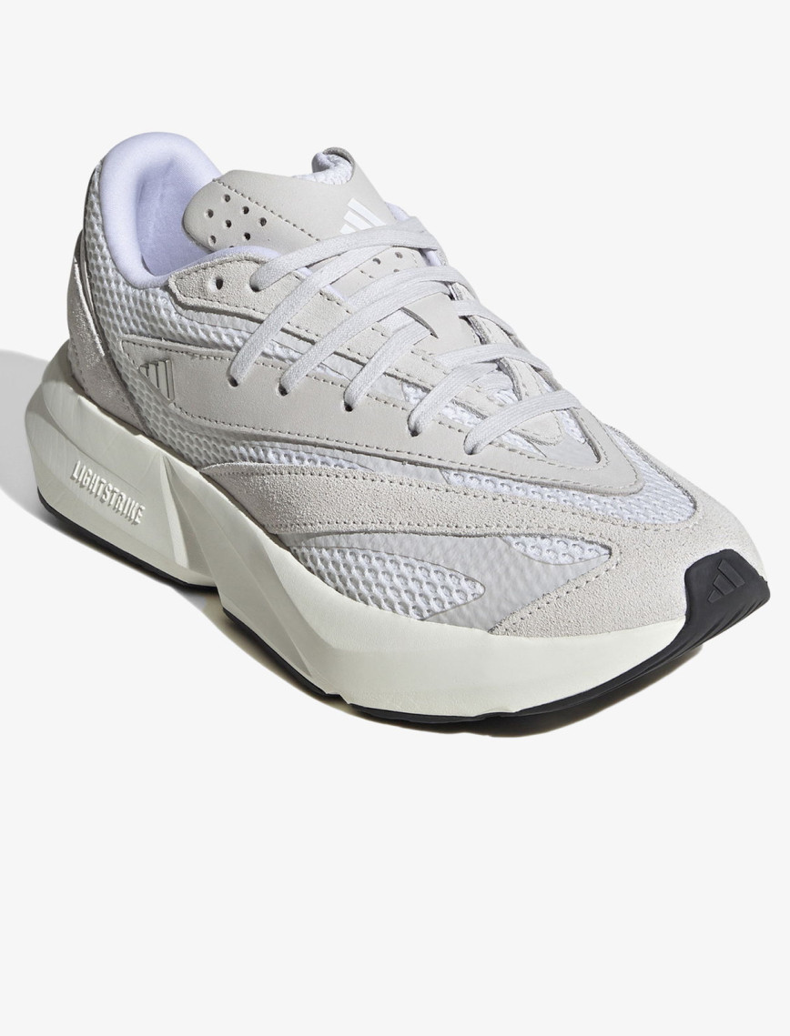 adidas Lightblaze Kadın Beyaz Koşu Ayakkabısı adidas Lightblaze Kadın Beyaz Koşu Ayakkabısı