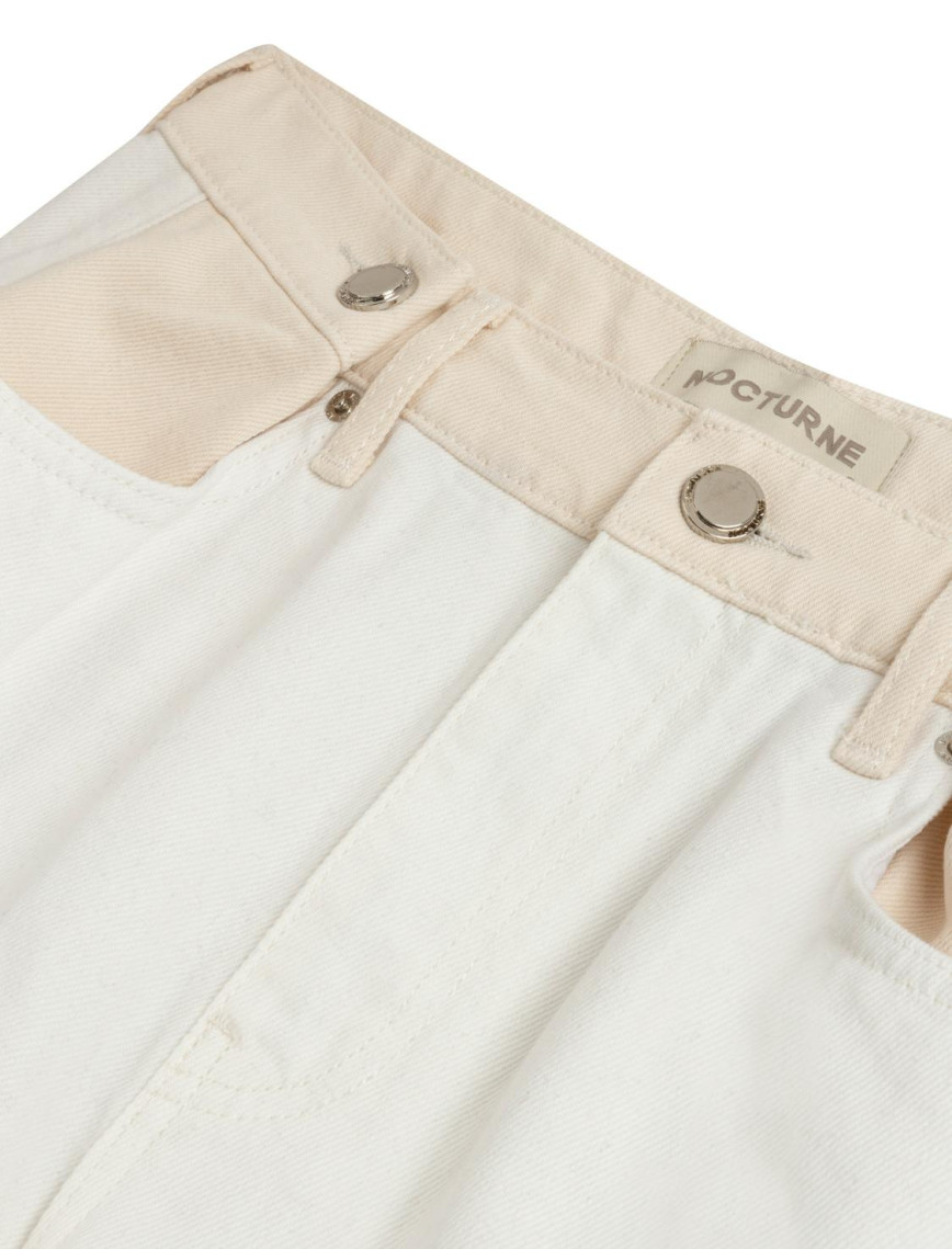 Metal Düğme Aksesuarlı Mini Denim Şort Metal Düğme Aksesuarlı Mini Denim Şort