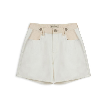Metal Düğme Aksesuarlı Mini Denim Şort Metal Düğme Aksesuarlı Mini Denim Şort