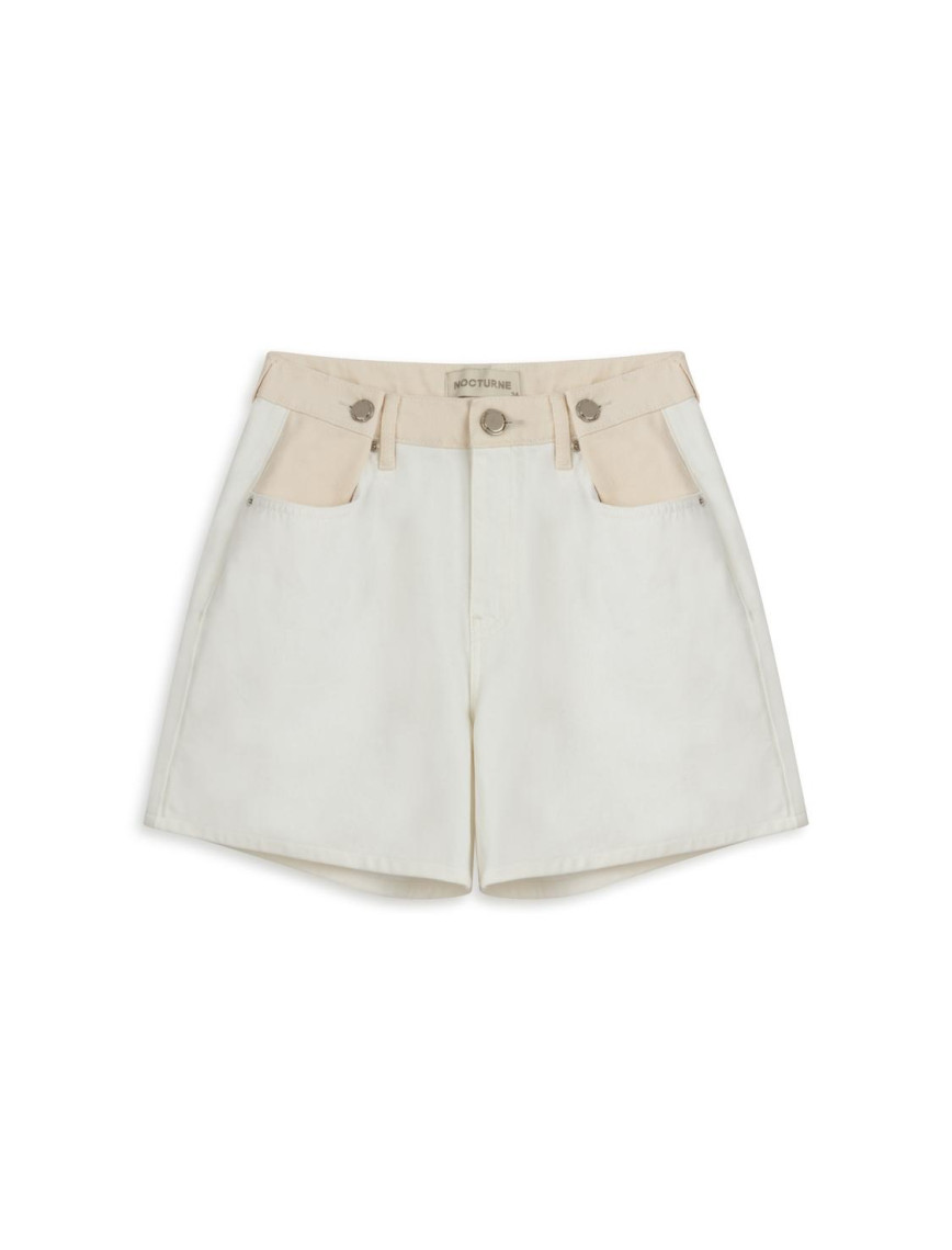 Metal Düğme Aksesuarlı Mini Denim Şort Metal Düğme Aksesuarlı Mini Denim Şort