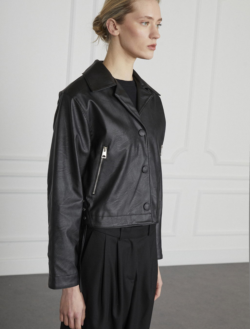 Biye Detaylı Deri Ceket Biye Detaylı Deri Ceket