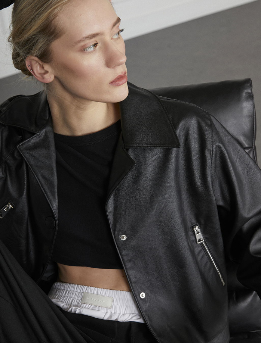 Biye Detaylı Deri Ceket Biye Detaylı Deri Ceket