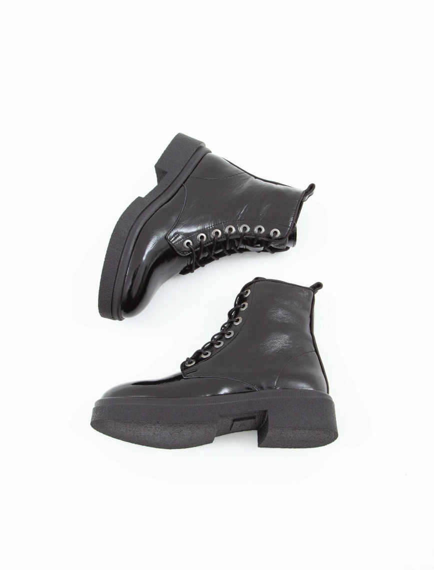 Tamer Tanca Kadın Hakiki Deri Siyah Rugan Casual Bot Tamer Tanca Kadın Hakiki Deri Siyah Rugan Casual Bot