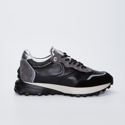 Valmenti Jianna Kadın Siyah Hakiki Deri Spor Ayakkabı Valmenti Jianna Kadın Siyah Hakiki Deri Spor Ayakkabı