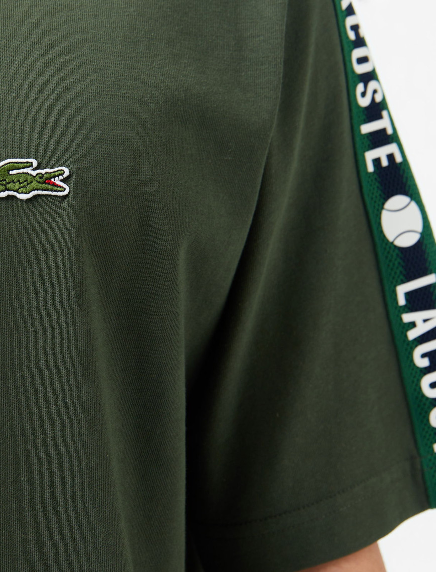 Lacoste Erkek Relaxed Fit Bisiklet Yaka Baskılı Koyu Yeşil T-Shirt Lacoste Erkek Relaxed Fit Bisiklet Yaka Baskılı Koyu Yeşil T-Shirt