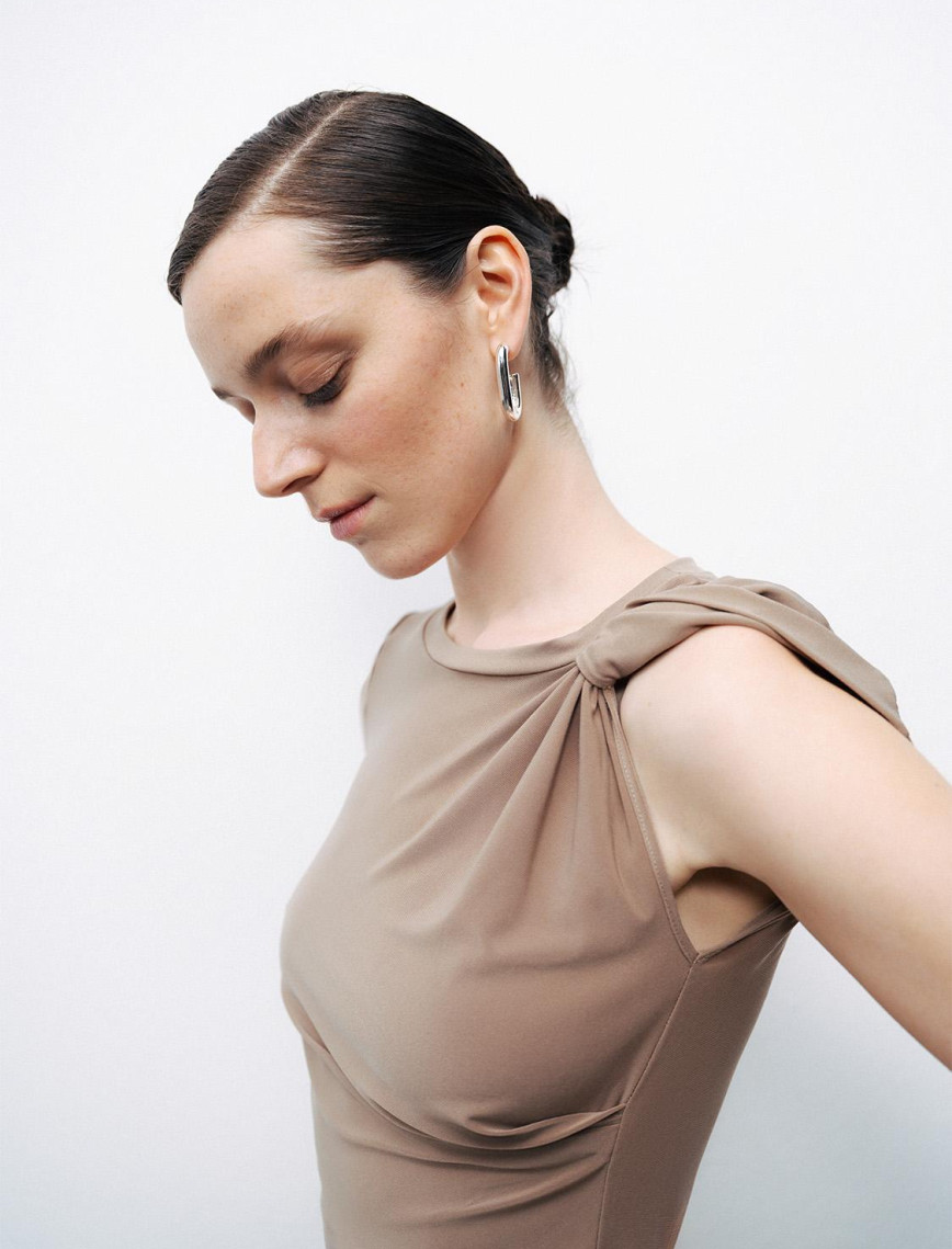 Burgu Detaylı Crop Top Burgu Detaylı Crop Top