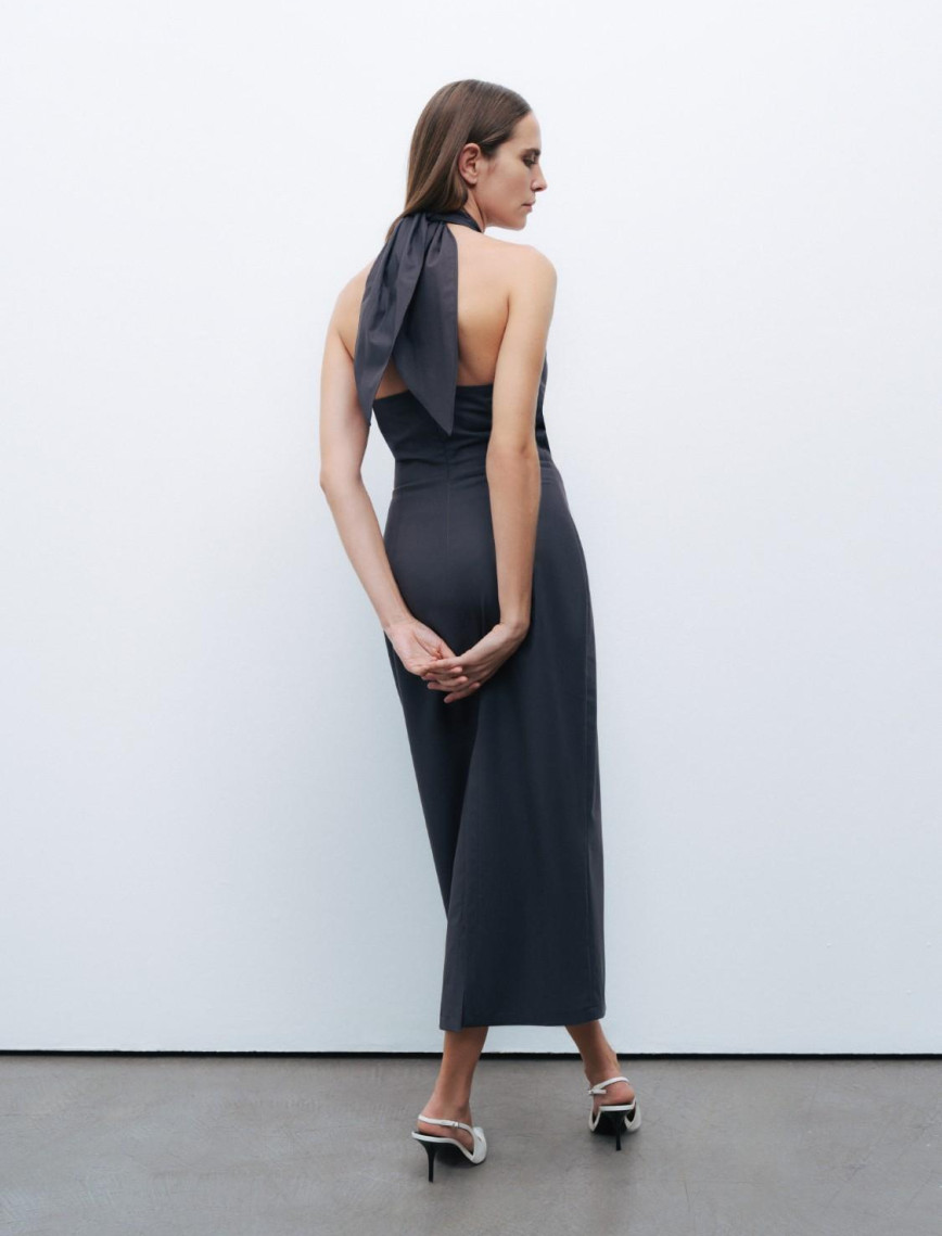 Boyundan Bağlamalı Midi Elbise Boyundan Bağlamalı Midi Elbise