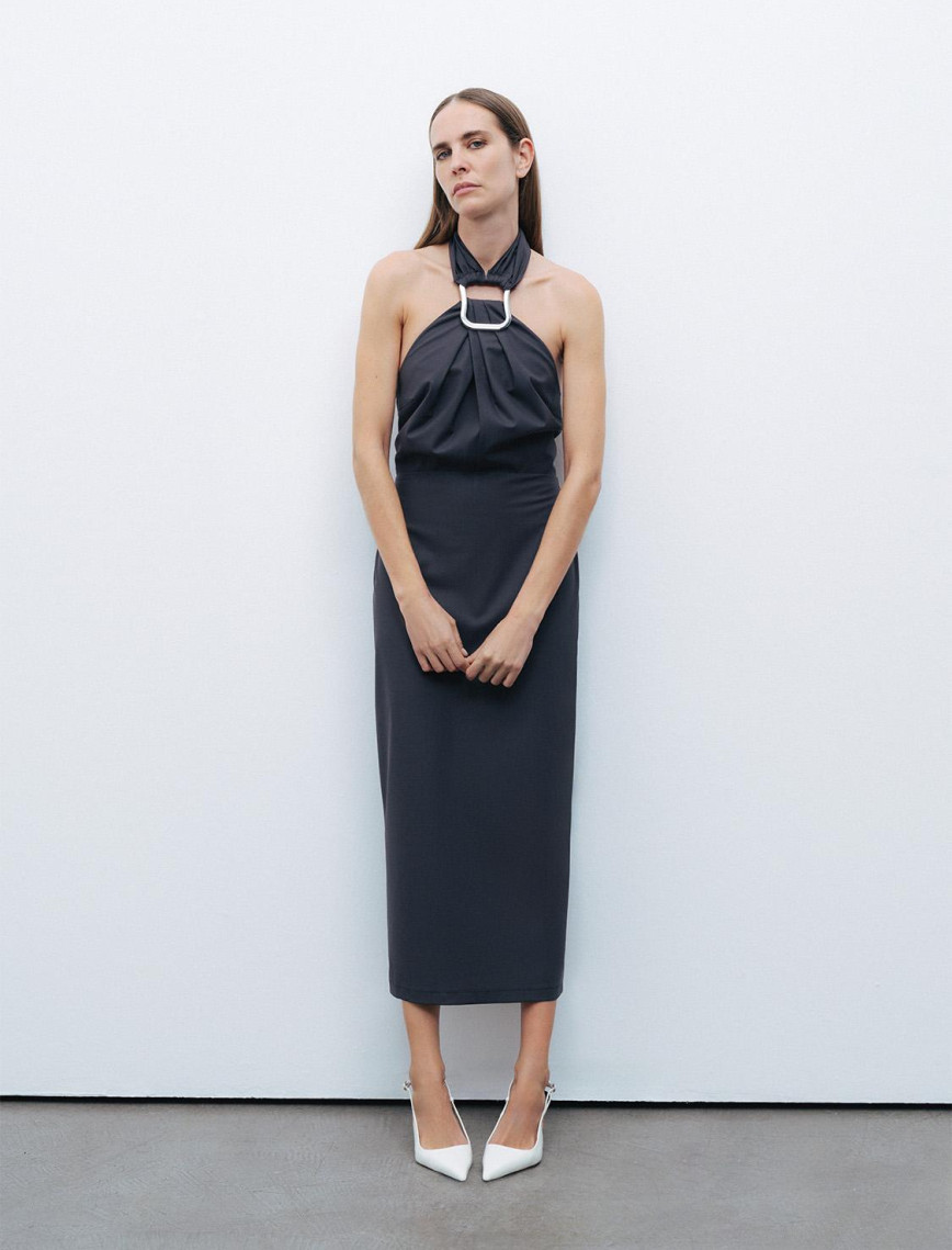 Boyundan Bağlamalı Midi Elbise Boyundan Bağlamalı Midi Elbise