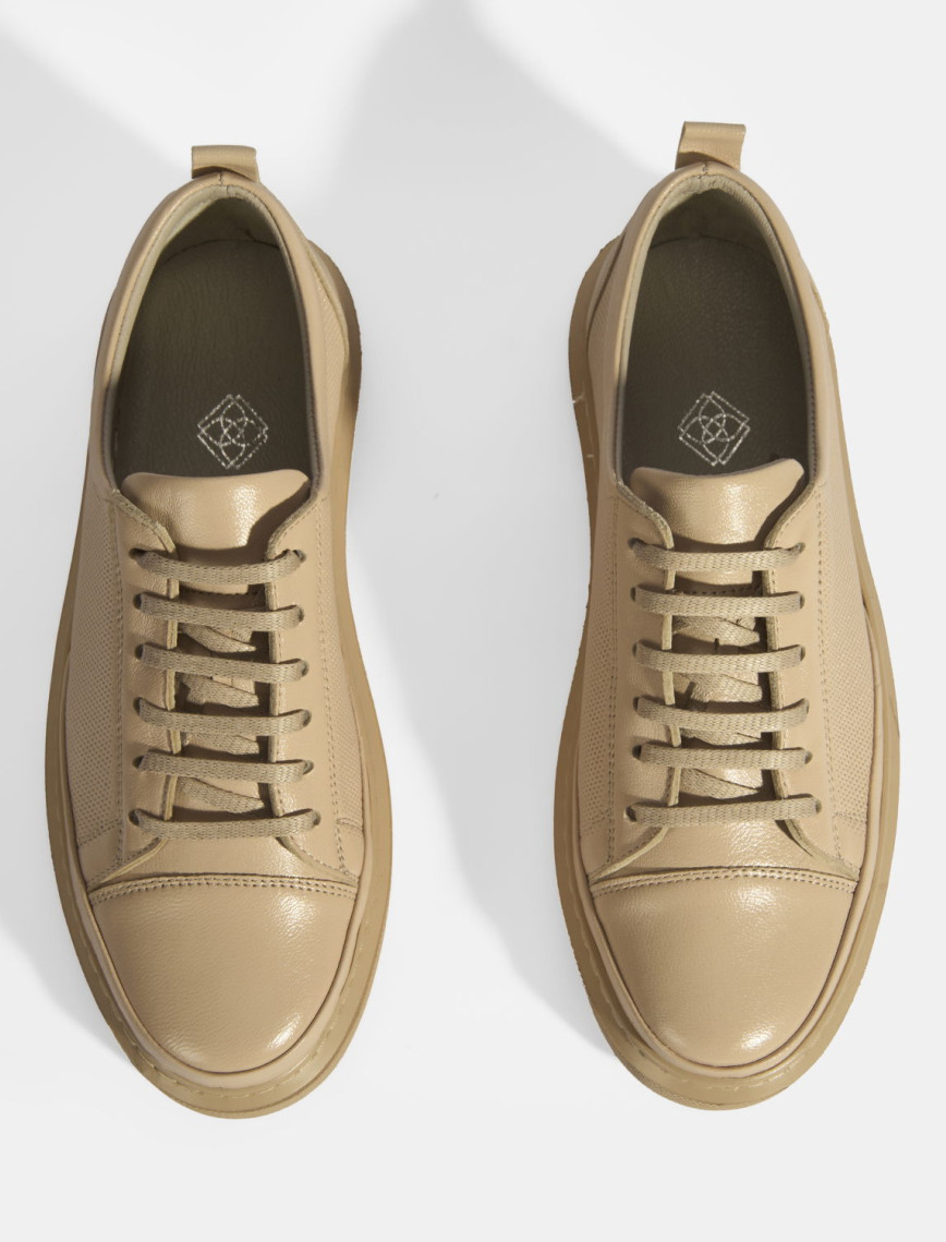 Kadın Bej Deri Bağcıklı Spor Ayakkabı