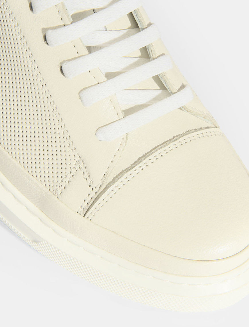 Kadın Beyaz Deri Bağcıklı Spor Ayakkabı Kadın Beyaz Deri Bağcıklı Spor Ayakkabı