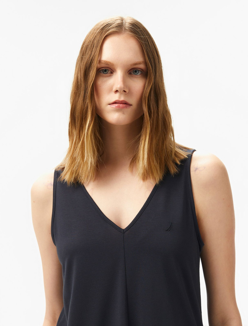 Nautica Kadın Siyah Regular Fit T-Shirt Nautica Kadın Siyah Regular Fit T-Shirt