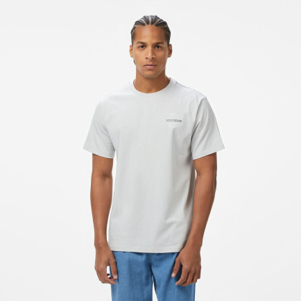 Converse Loose Fit Erkek Grafik Baskılı T-Shirt Converse Loose Fit Erkek Grafik Baskılı T-Shirt