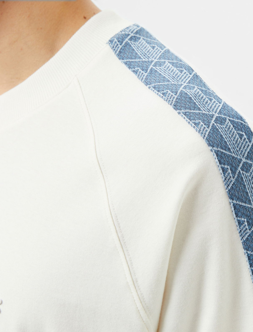 Lacoste Erkek Oversize Fit Bisiklet Yaka Baskılı Beyaz T-Shirt Lacoste Erkek Oversize Fit Bisiklet Yaka Baskılı Beyaz T-Shirt