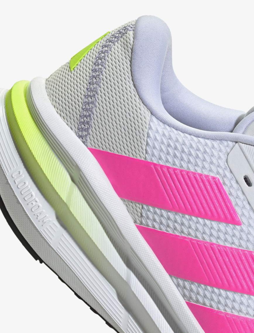 adidas Galaxy 7 Kadın Beyaz Koşu Ayakkabısı adidas Galaxy 7 Kadın Beyaz Koşu Ayakkabısı