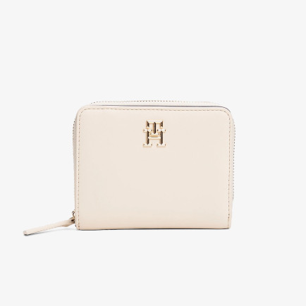 Tommy Hilfiger Logotape Med Kadın Bej Cüzdan Tommy Hilfiger Logotape Med Kadın Bej Cüzdan