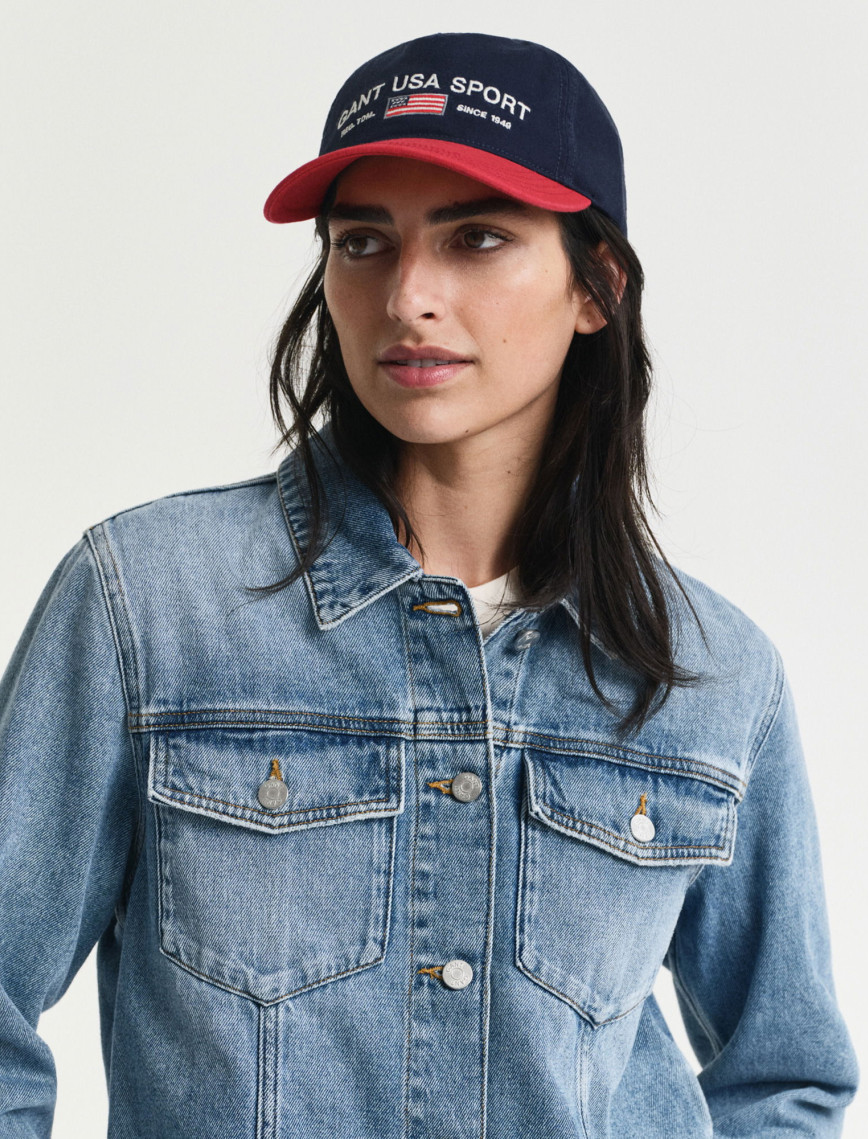 GANT Kadın Mavi Regular Fit Klasik Yaka Denim Ceket GANT Kadın Mavi Regular Fit Klasik Yaka Denim Ceket