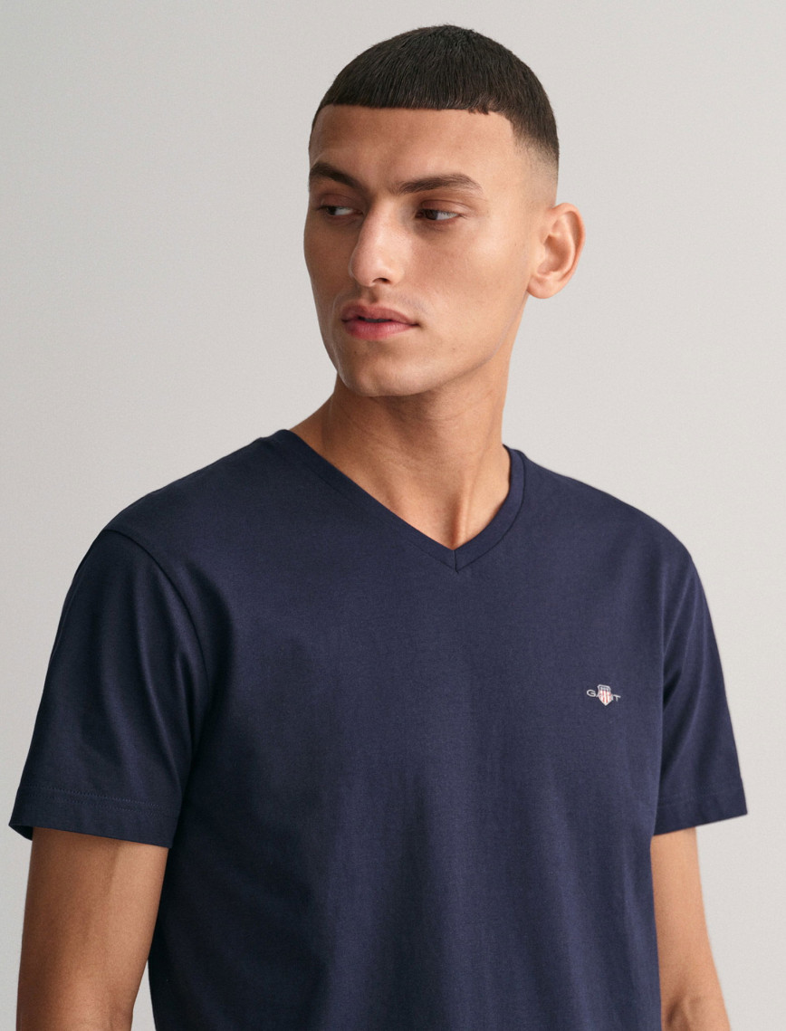 GANT Erkek Lacivert Slim Fit V Yaka T-Shirt GANT Erkek Lacivert Slim Fit V Yaka T-Shirt