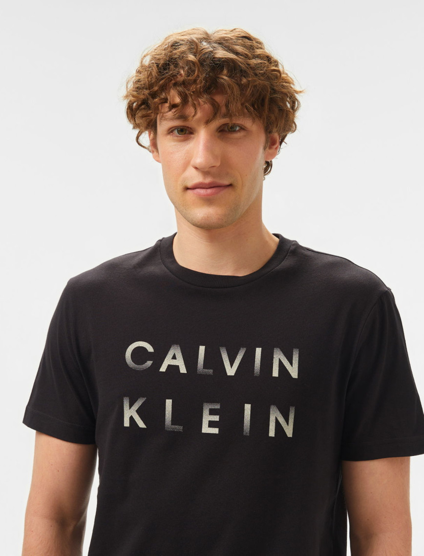 Calvin Klein Logo Erkek Siyah T-Shirt Calvin Klein Logo Erkek Siyah T-Shirt