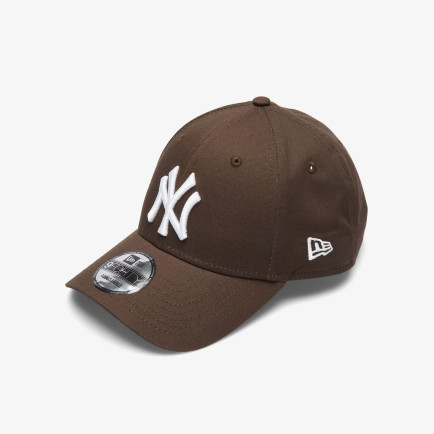 New Era Nos League Essentials 9Forty Unisex Kahverengi Şapka New Era Nos League Essentials 9Forty Unisex Kahverengi Şapka
