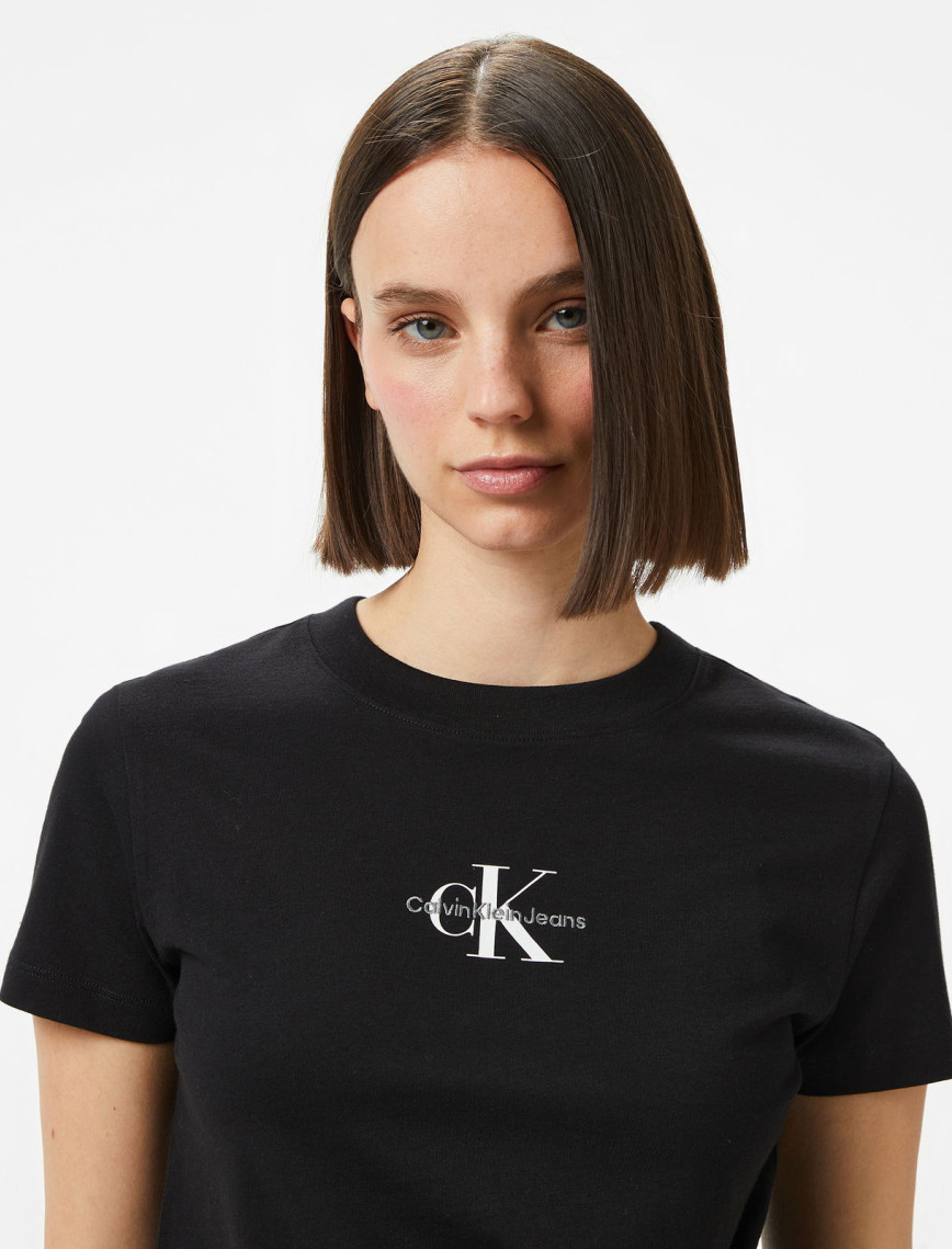 Calvin Klein Monologo Baby Kadın Siyah T-Shirt Calvin Klein Monologo Baby Kadın Siyah T-Shirt
