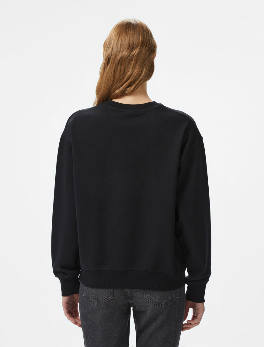 Guess Roberta Cn Fleece Kadın Siyah Sweatshirt Guess Roberta Cn Fleece Kadın Siyah Sweatshirt