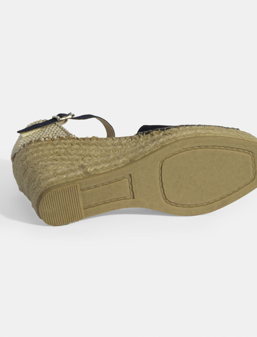 Lacivert Kadın Toka Detaylı Dolgu Topuklu Süet Espadril Lacivert Kadın Toka Detaylı Dolgu Topuklu Süet Espadril