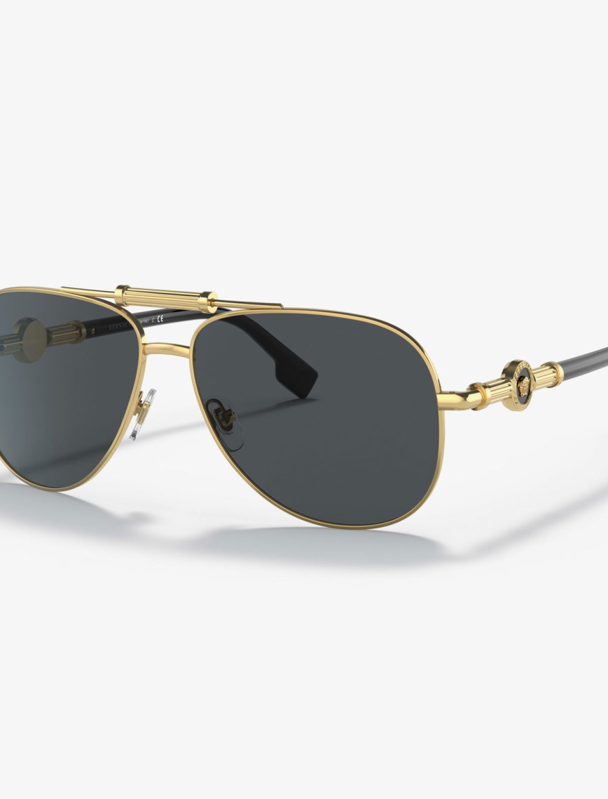 Versace VE2236 Unisex Altın Rengi Güneş Gözlüğü Versace VE2236 Unisex Altın Rengi Güneş Gözlüğü