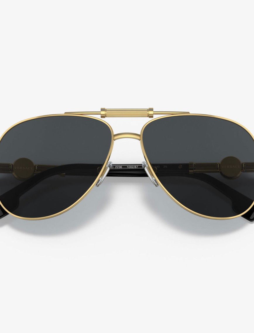Versace VE2236 Unisex Altın Rengi Güneş Gözlüğü Versace VE2236 Unisex Altın Rengi Güneş Gözlüğü