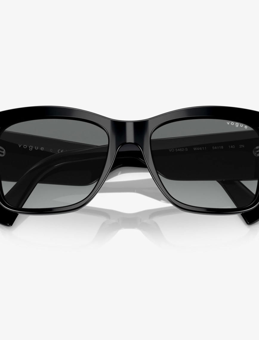 Vogue Eyewear VO5462S Kadın Siyah Güneş Gözlüğü Vogue Eyewear VO5462S Kadın Siyah Güneş Gözlüğü