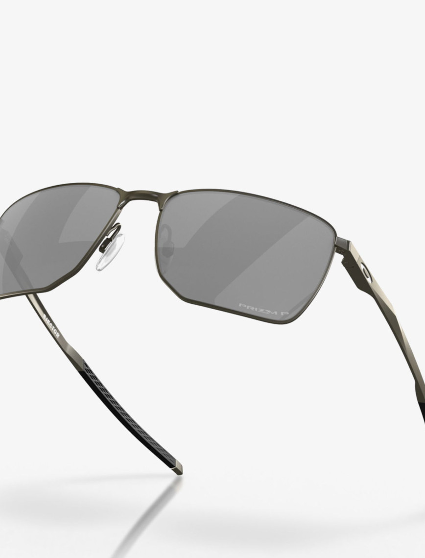 Oakley 0OO4142 Erkek Siyah Güneş Gözlüğü Oakley 0OO4142 Erkek Siyah Güneş Gözlüğü