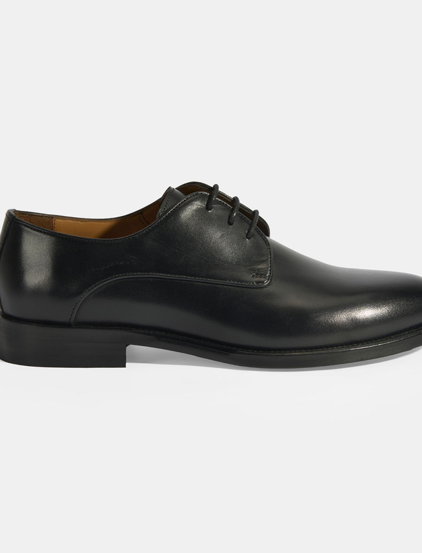 Kahve Erkek Bağcıklı Klasik Ayakkabı Kahve Erkek Bağcıklı Klasik Ayakkabı