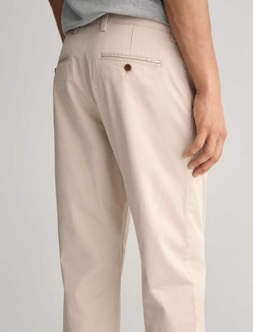 GANT Erkek Krem Regular Fit Chino Pantolon GANT Erkek Krem Regular Fit Chino Pantolon