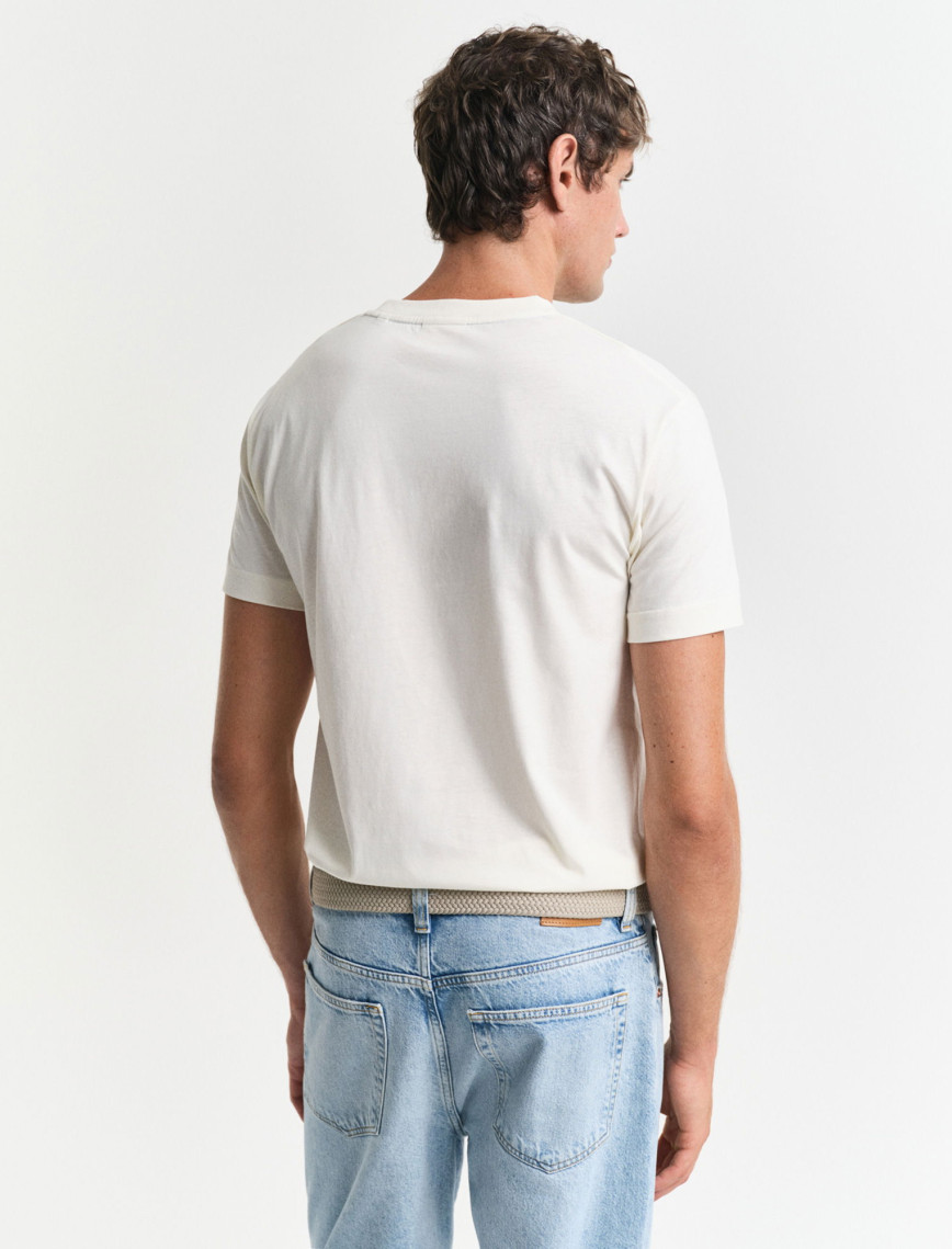 GANT Erkek Krem Regular Fit Bisiklet Yaka Logolu T-Shirt GANT Erkek Krem Regular Fit Bisiklet Yaka Logolu T-Shirt