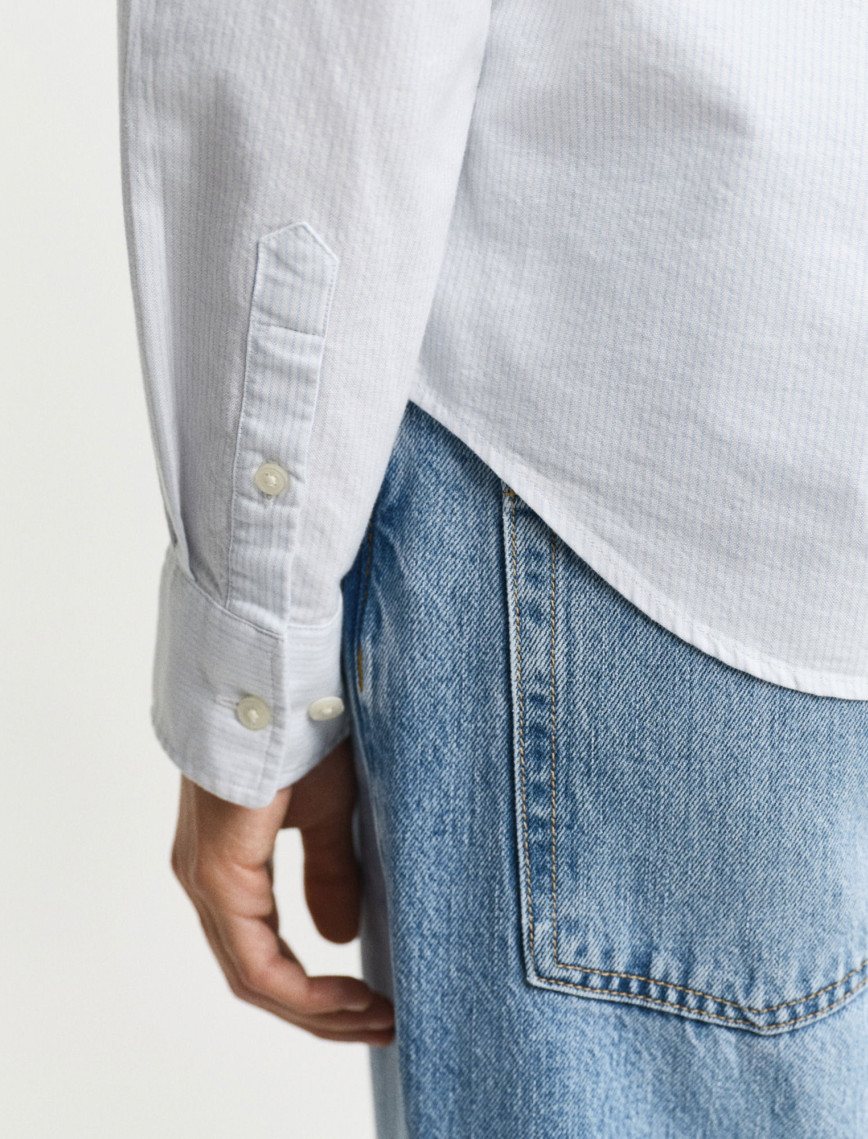 GANT Kadın Mavi Regular Fit Düğmeli Yaka Çizgili Gömlek GANT Kadın Mavi Regular Fit Düğmeli Yaka Çizgili Gömlek