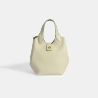 Kadın Beyaz Deri Omuz Çantası Kadın Beyaz Deri Omuz Çantası