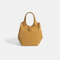 Kadın Turuncu Deri Omuz Çantası Kadın Turuncu Deri Omuz Çantası