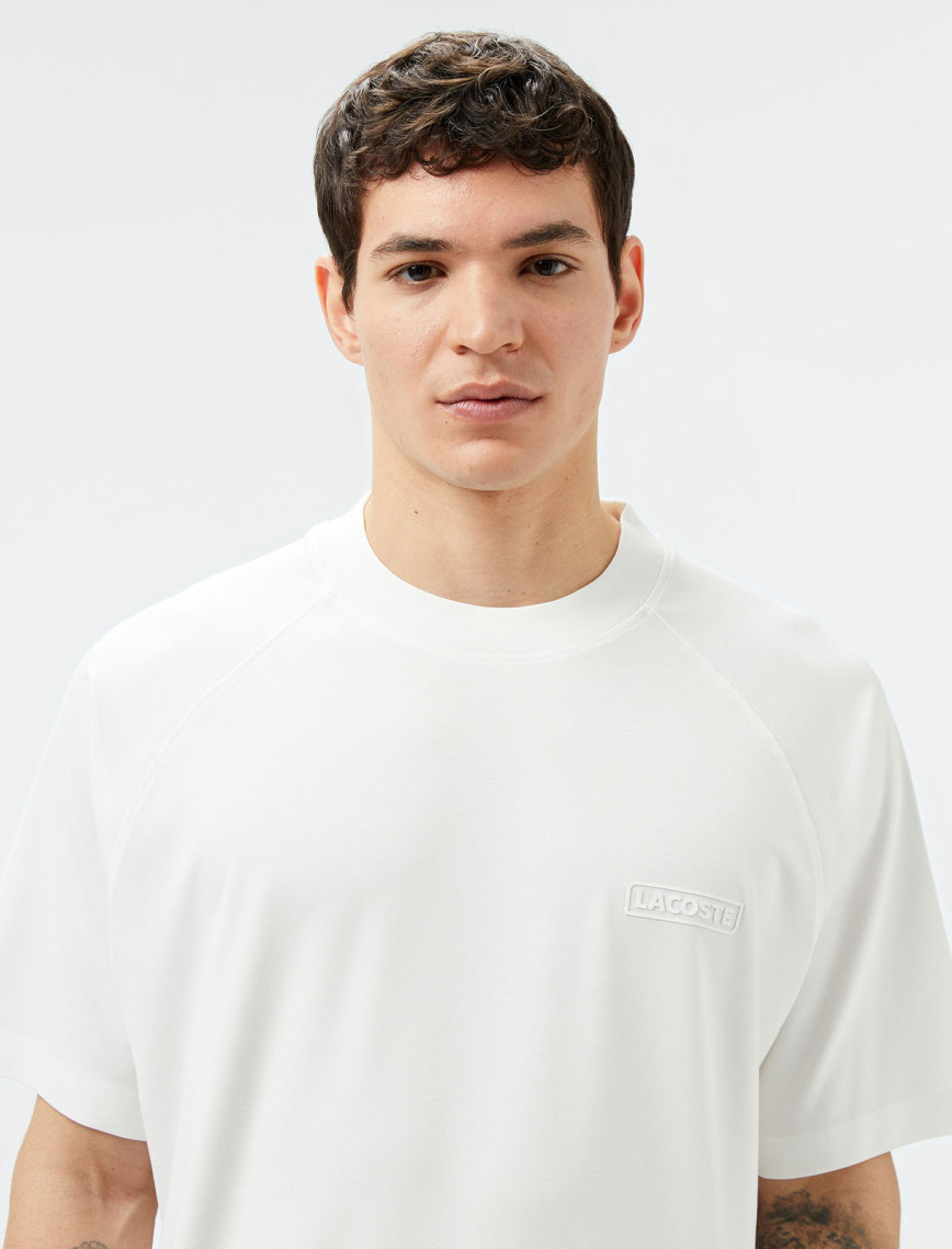 Lacoste Erkek Oversize Fit Bisiklet Yaka Beyaz T-Shirt Lacoste Erkek Oversize Fit Bisiklet Yaka Beyaz T-Shirt
