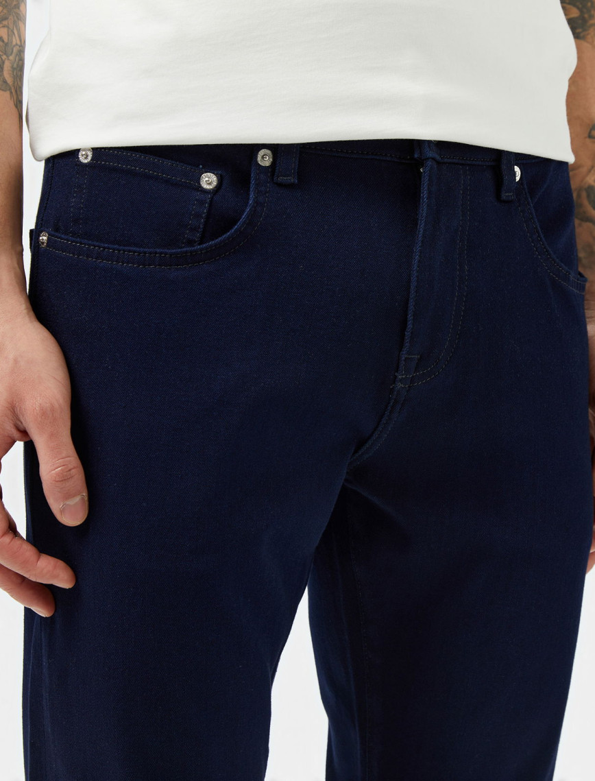 Lacoste Erkek Slim Fit Lacivert Jean Pantolon Lacoste Erkek Slim Fit Lacivert Jean Pantolon