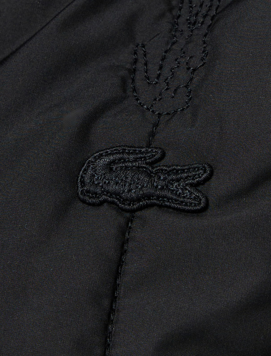 Lacoste Kadın Regular Fit Dik Yaka Kapitone Siyah Yelek Lacoste Kadın Regular Fit Dik Yaka Kapitone Siyah Yelek