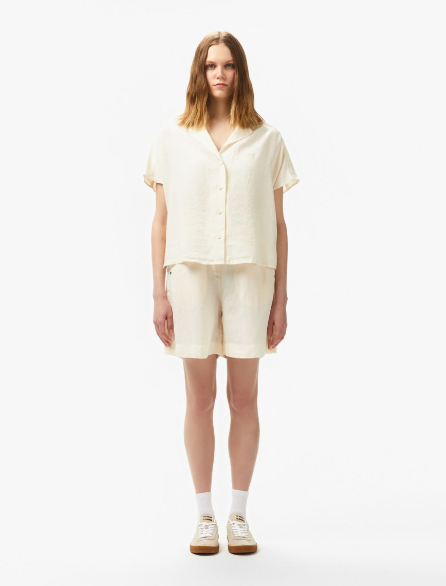 Lacoste Kadın Regular Fit Haki Bermuda Şort Lacoste Kadın Regular Fit Haki Bermuda Şort