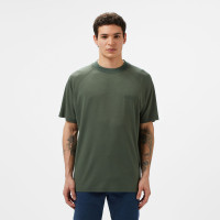 Lacoste Erkek Oversize Fit Bisiklet Yaka Koyu Yeşil T-Shirt Lacoste Erkek Oversize Fit Bisiklet Yaka Koyu Yeşil T-Shirt