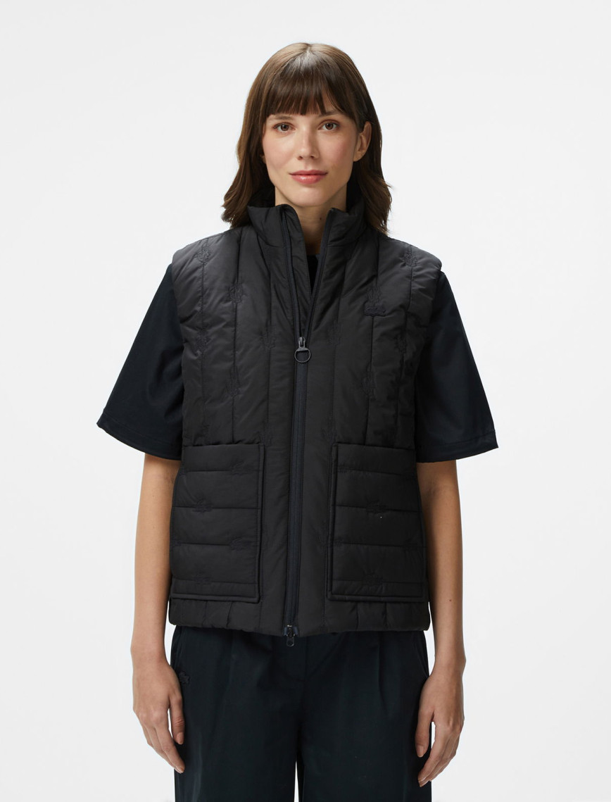 Lacoste Kadın Regular Fit Dik Yaka Kapitone Siyah Yelek Lacoste Kadın Regular Fit Dik Yaka Kapitone Siyah Yelek