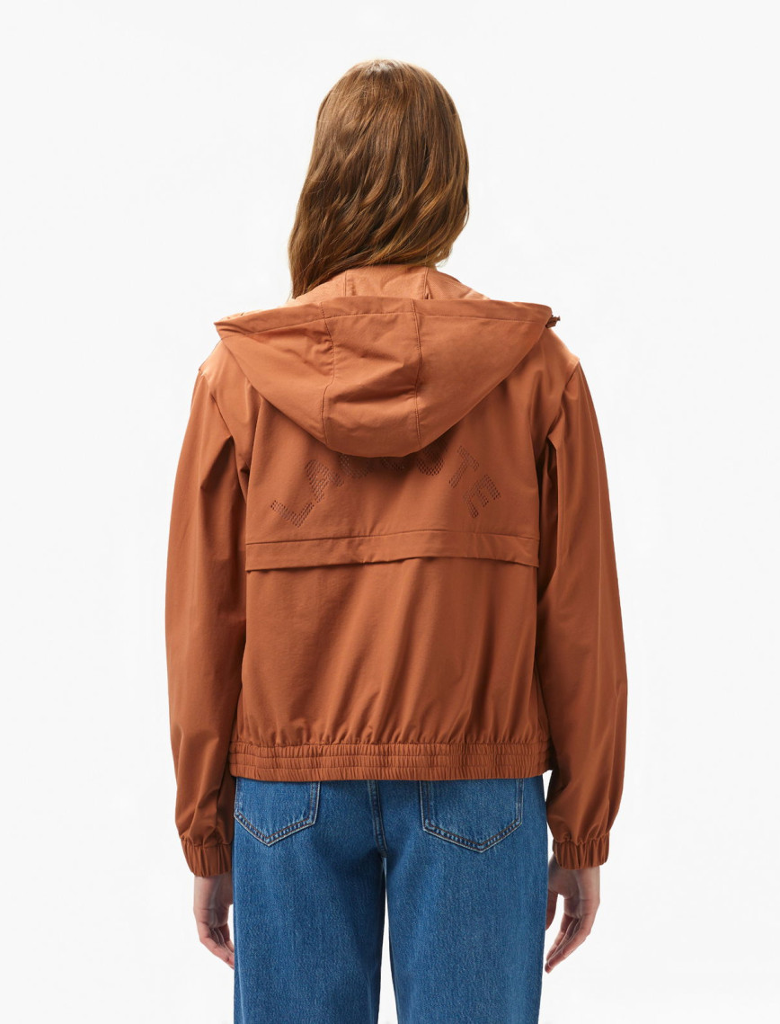 Lacoste Kadın Kapüşonlu Turuncu Ceket Lacoste Kadın Kapüşonlu Turuncu Ceket
